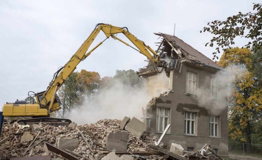 Mastering the Art and Science of Building Demolition: Techniques, Challenges, and Innovations